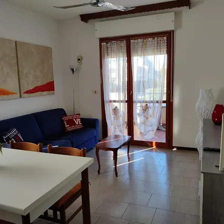 Wonderful Two Bedroom Close To The * Caorle