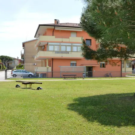 Wonderful Two Bedroom Close To The